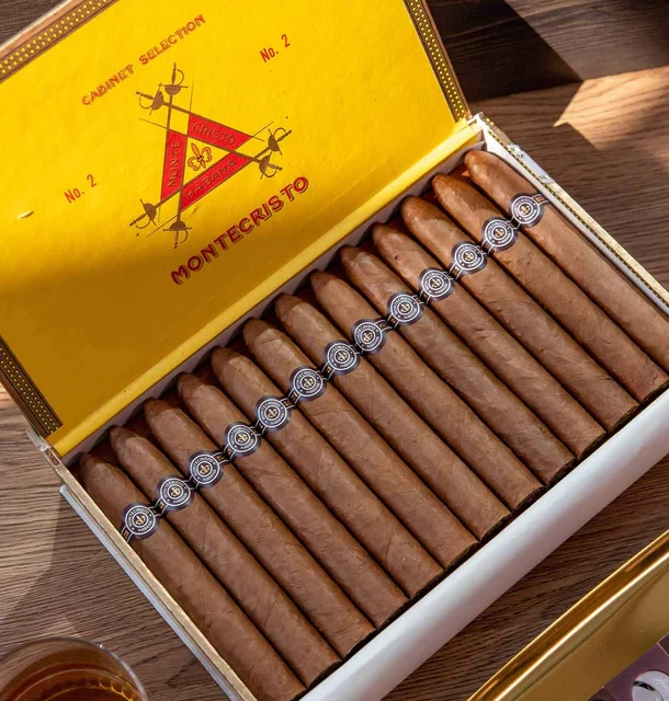 Montecristo No. 2 Box 25