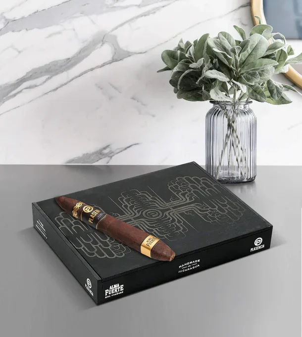 Plasencia Alma Fuerte Generación V