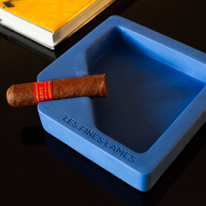 Les Fines Lames Monad Concrete Cigar Ashtray