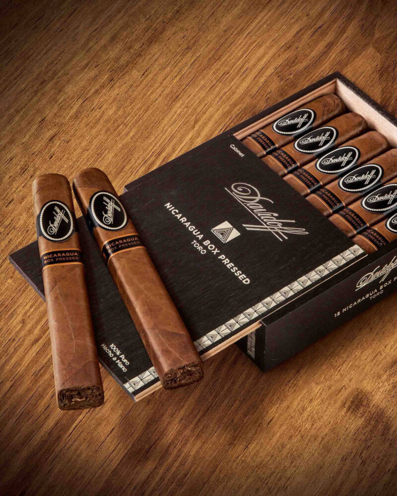 Davidoff Nicaragua Box Pressed Toro Cigar