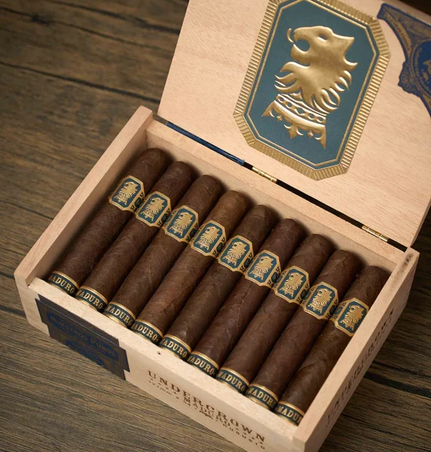 Drew Estate Undercrown Maduro Robusto Cigars