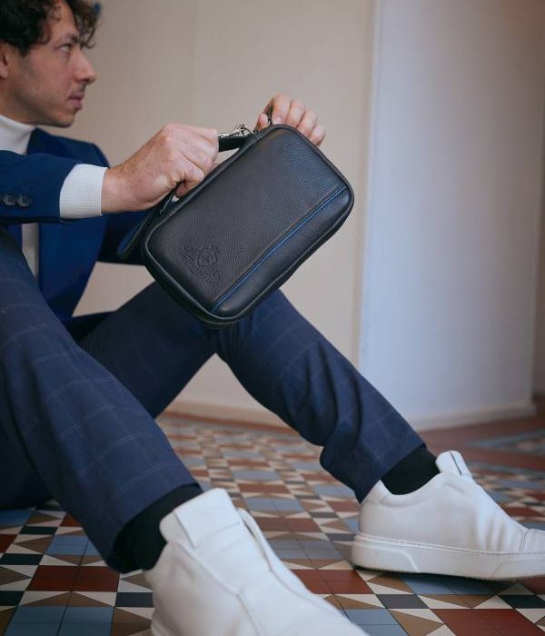 Sierra Maestra Black and Blue Cigar Travel Case