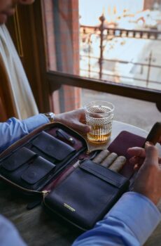 Sierra Maestra Brown and Burgundy Handmade Leather Cigar Organiser