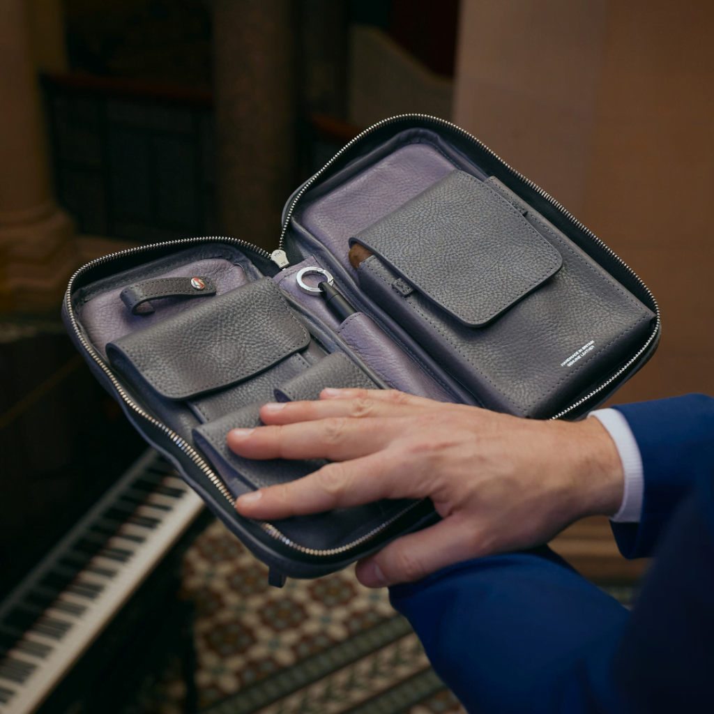 Aficionado Cigar Case