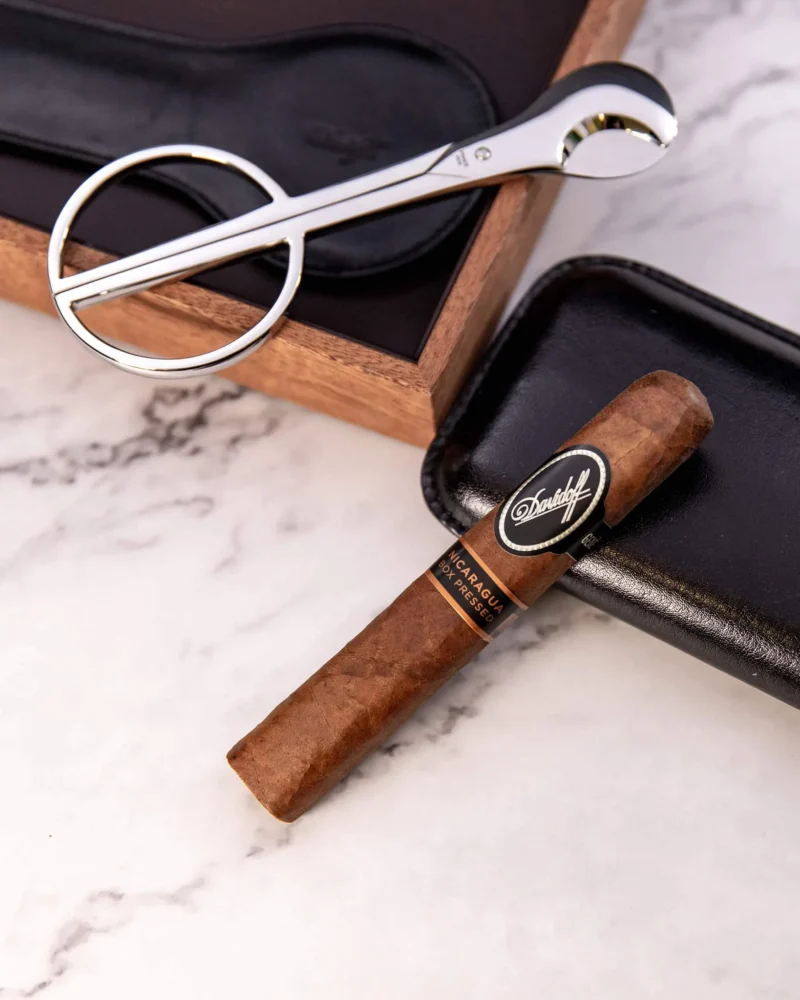 Davidoff Nicaragua Box Pressed Robusto Cigar