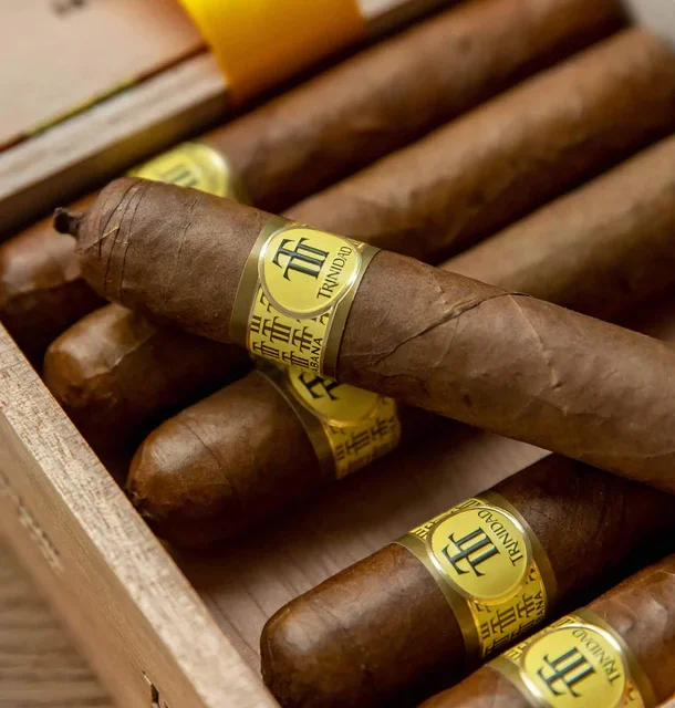 Trinidad Media Luna Cigar