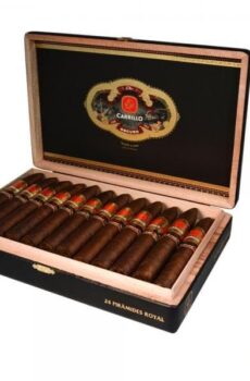 EP Carrillo Oscuro Piramides Royal Cigar