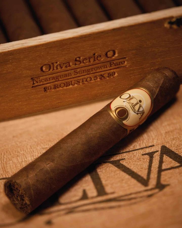Oliva Serie O Natural Robusto Single Cigar