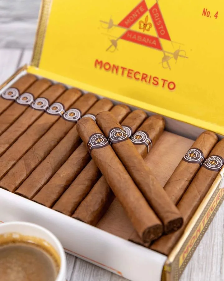 Cigar Gift Pack Montecristo No. 4 Cigar