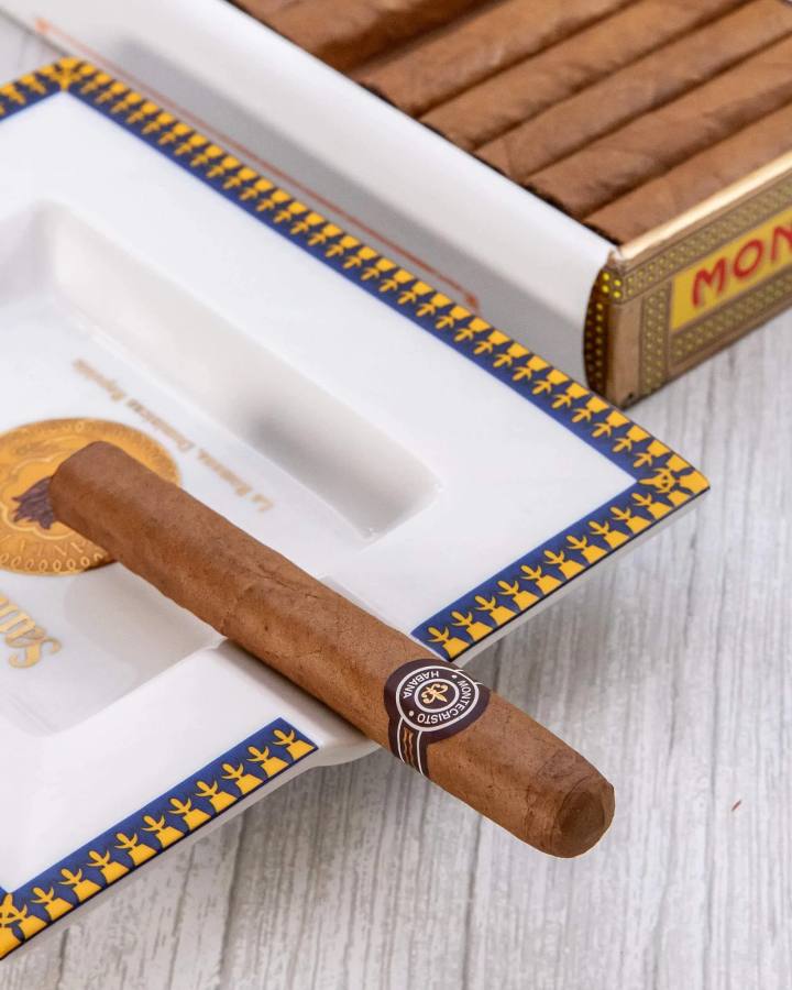 Montecristo No. 4 Single Cigar