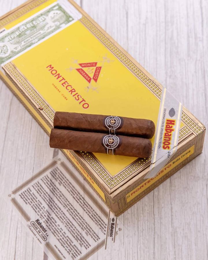 Montecristo No. 5 Single Cigar