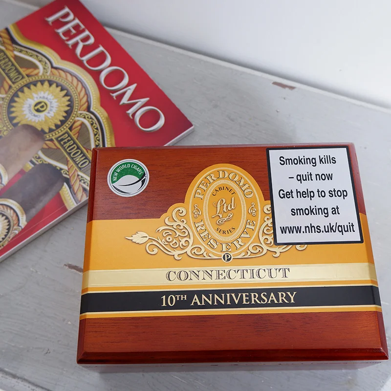 Perdomo 10th Anniversary Connecticut Robusto Cigars