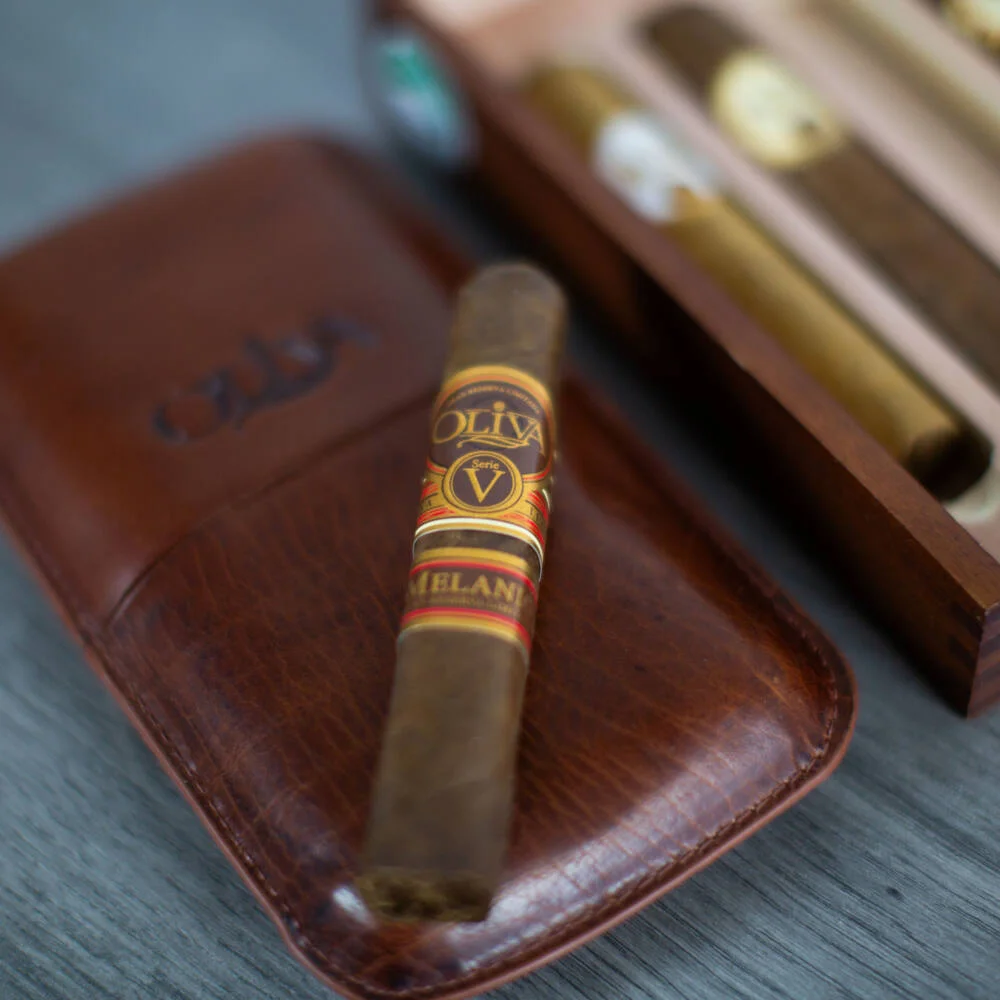 Oliva Melanio Gift Set