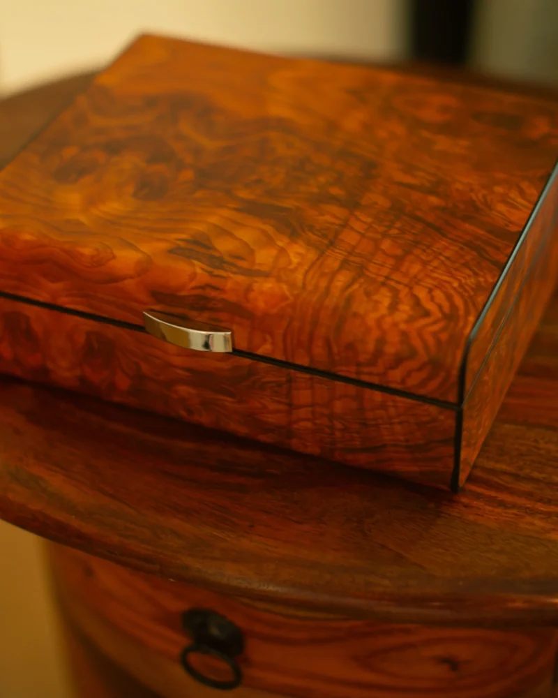 Wood Finish Cigar Humidor with Humidity Control