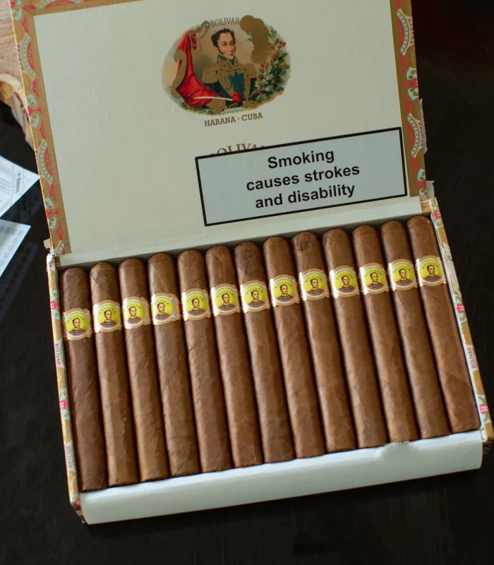 Bolivar Petit Coronas