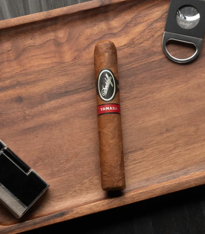 Davidoff Yamasa Robusto Cigar